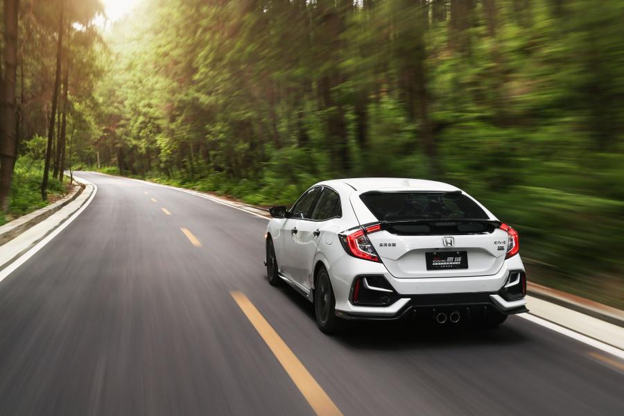  Honda Civic 220 Turbo Hatchback (FK) 2020 года  (CN) (фото 9 из 12)